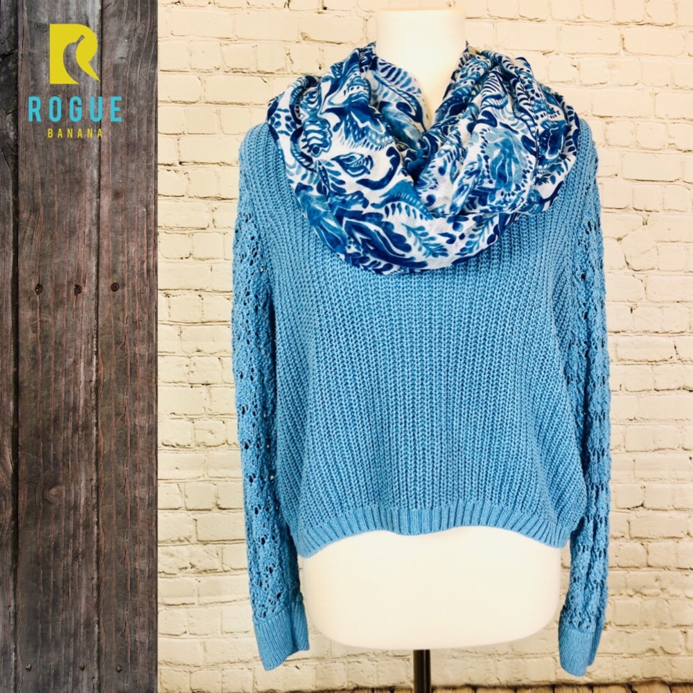 ❄️Lauren Conrad Crop Blue Sweater❄️
